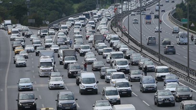 “2025 yılında otomobil sektöründe dramatik düşüşler beklemiyoruz”